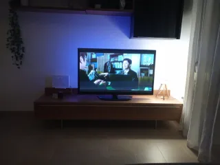 URGE VENDER!!!! Televisor LG 50 Negro