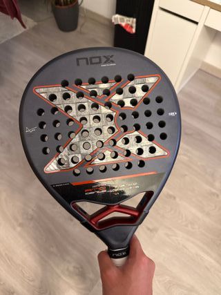 Pala Padel NOX AT10 18K 2025