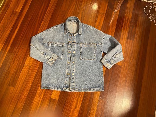 Sobrecamisa vaquera Zara