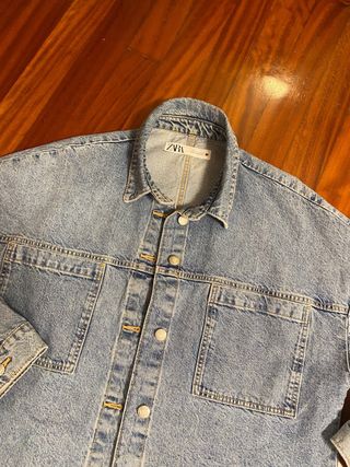 Sobrecamisa vaquera Zara
