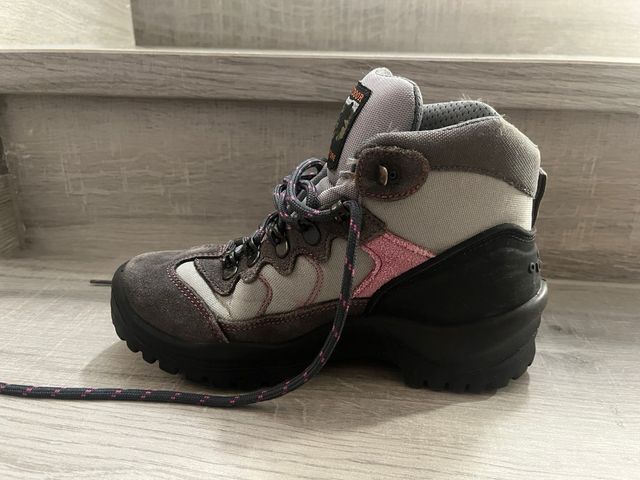 Scarponcini da montagna robusti