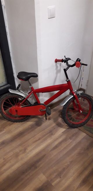 Bicicleta roja para niños 4-7 años