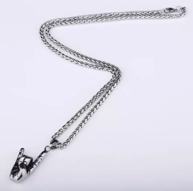 Colgantes 3X25€ Inox.