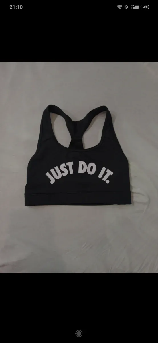 Top deportivo Nike JUST DO IT.