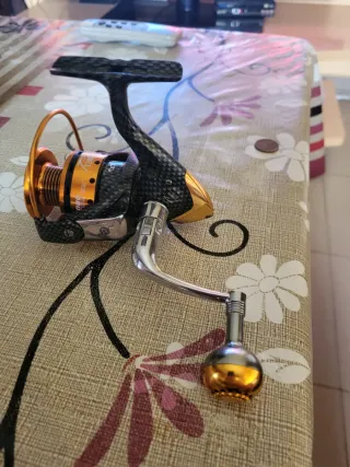 Lote de carretes de pesca