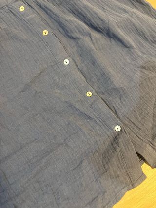 Blusa azul escote cuadrado