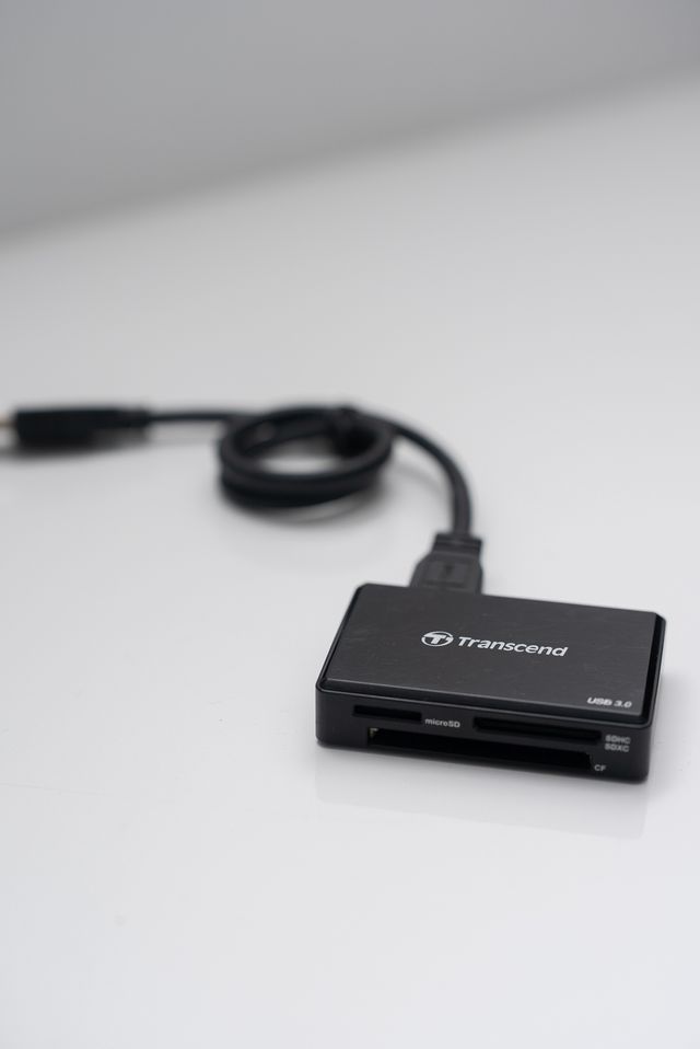 Leitor Cartões Transcend USB 3.0 TS-RDF8K