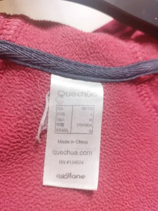 Chaqueta polar Quechua rosa con capucha