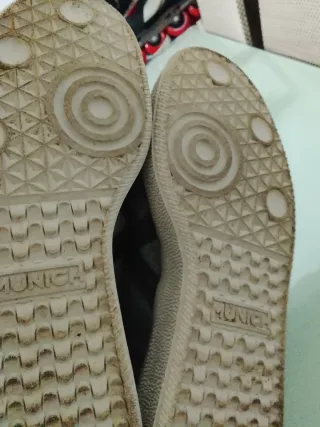 Zapatillas Munich Mujer Verde y Plateado