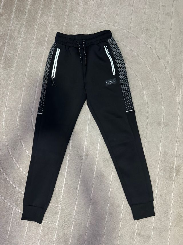 Pantalón chándal McKenzie negro