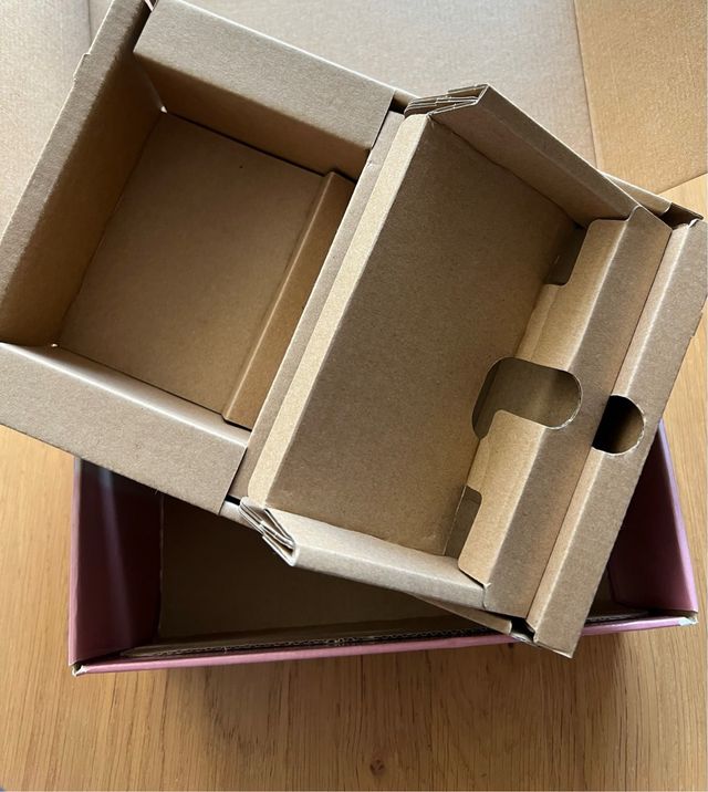 Caja Nintendo 3DS Rosa Vacía Completa