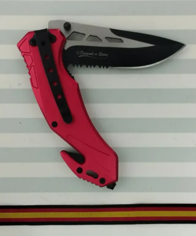 REBAJADA: BOMBEROS ROJA CON FUNDA + REGALO PULSERA