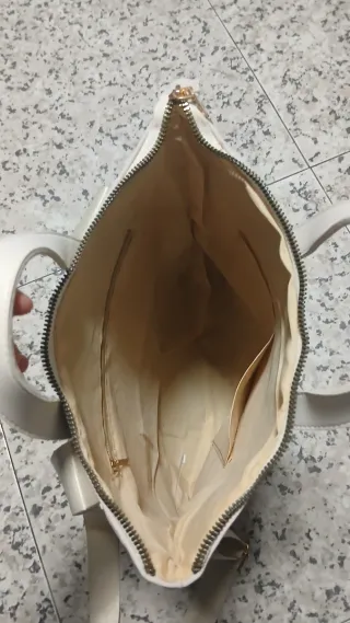 Mochila bolso mujer beige y blanco