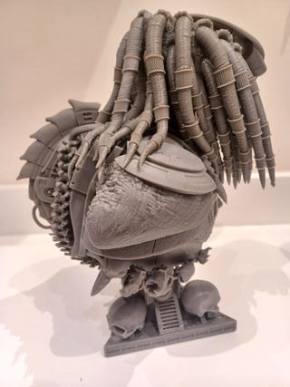 Busto Predator 17 cm