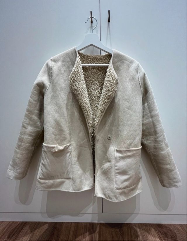 Abrigo beige reversible