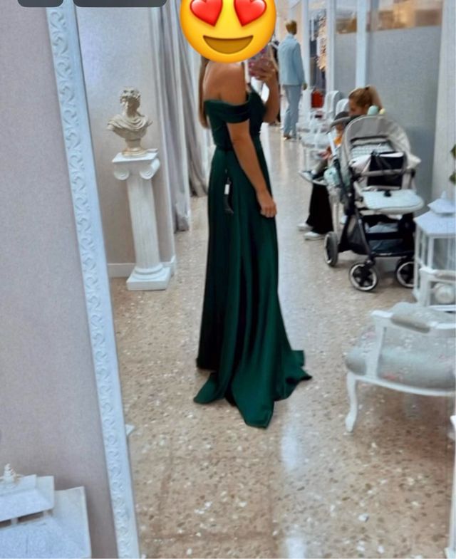 Vestido invitada verde botella + pañuelo gasa