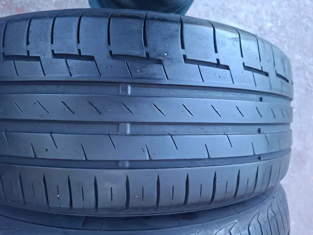 Neumáticos 205/55/16 continental