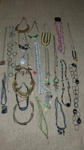Lote Collares y Pulseras Bisutería