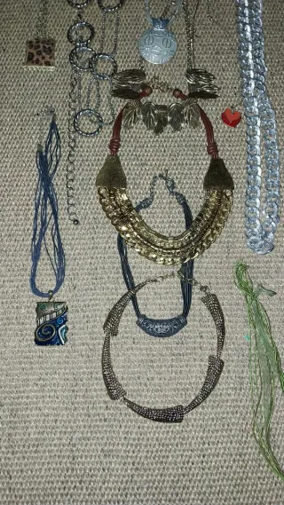 Lote Collares y Pulseras Bisutería