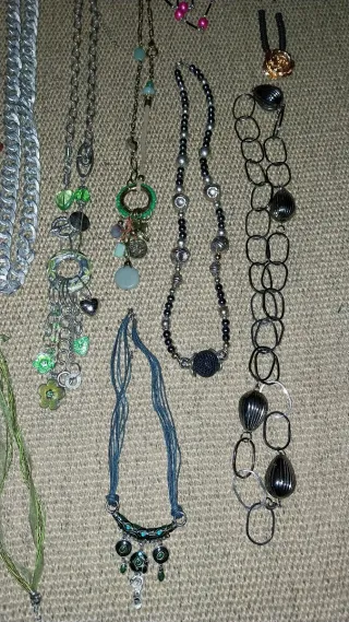 Lote Collares y Pulseras Bisutería