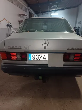 Mercedes-Benz C190 1993