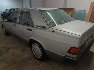 Mercedes-Benz C190 1993