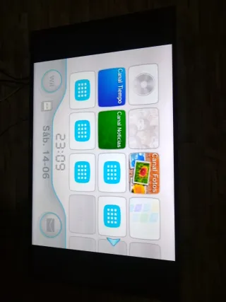 Consola Wii Blanca + 2 Mandos + Wii Sports