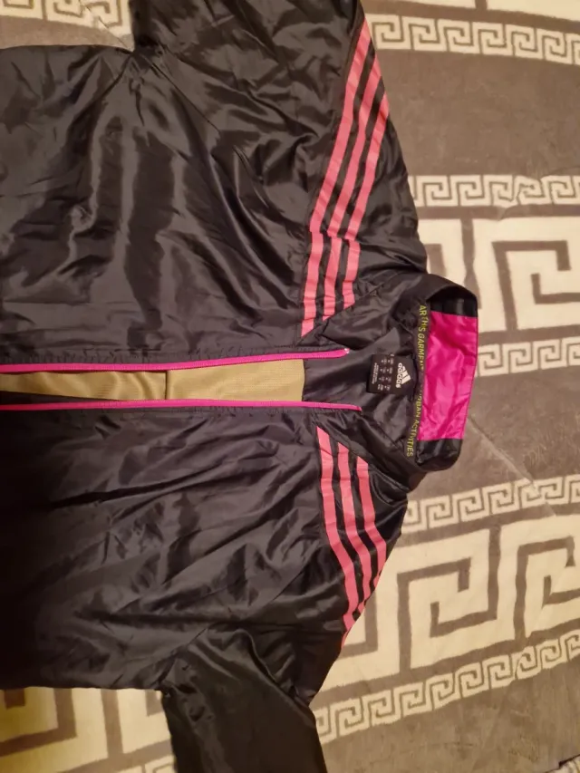 Chaqueta Adidas Negra y Rosa