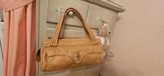 Bolso de piel grabado Zara