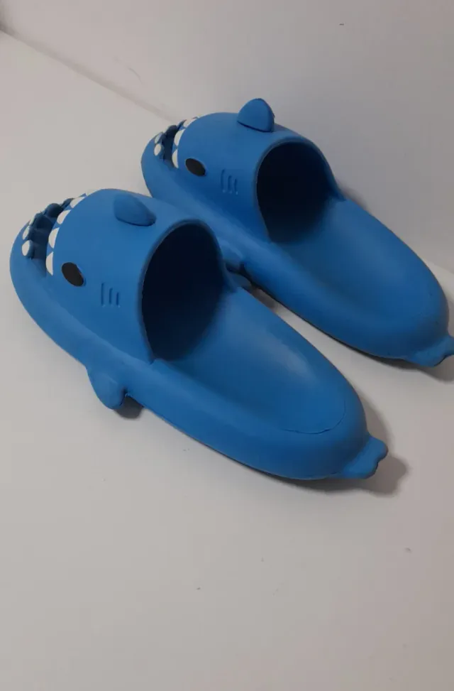 Chanclas Tiburón Talla 44-45