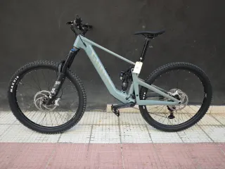 CAMBIO Ebike ligera Ghost Path Riot