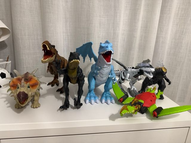 Lote Figuras Dinosaurios y Dragones