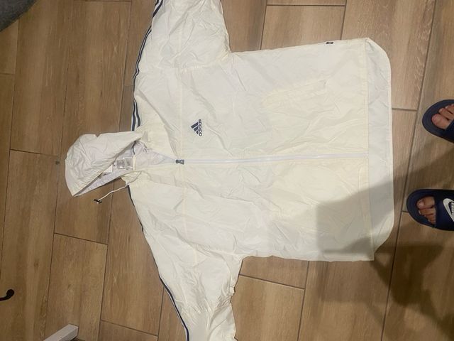 Chaqueta Adidas Blanca con Capucha