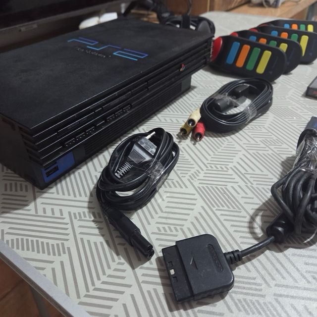 Play Station 2 PS2 FAT + BUZZ! + Juego