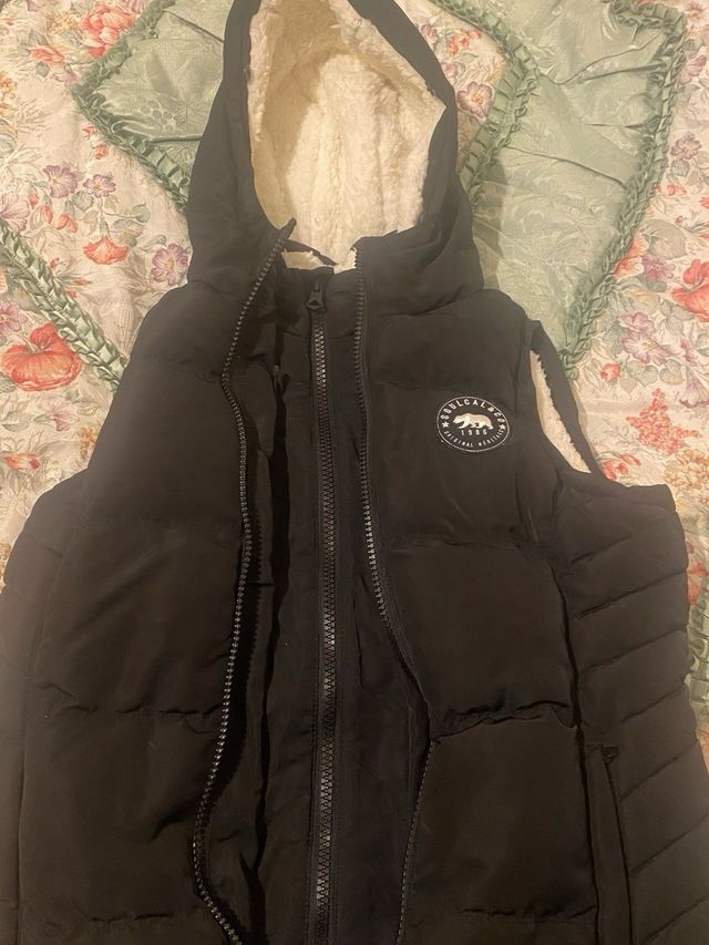 Chaleco acolchado con capucha mujer