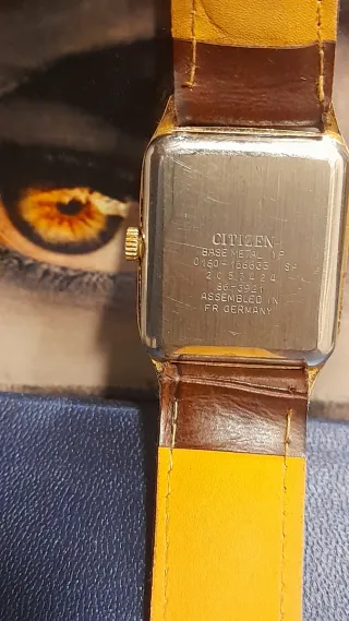 Reloj joyita citizen tipo tank 1980
