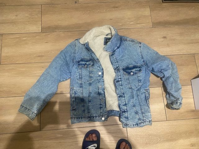 Chaqueta vaquera forrada de borreguito