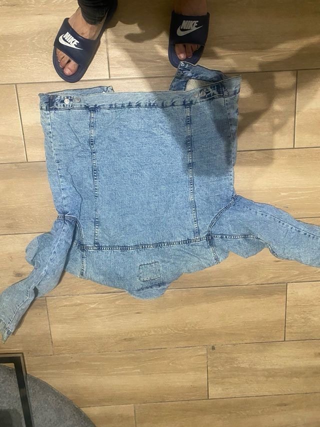 Chaqueta vaquera forrada de borreguito