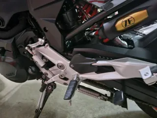 BMW F900R 2024 Nueva con Extras