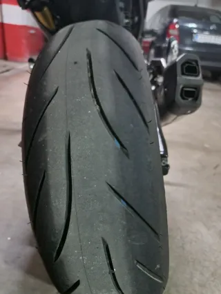 BMW F900R 2024 Nueva con Extras