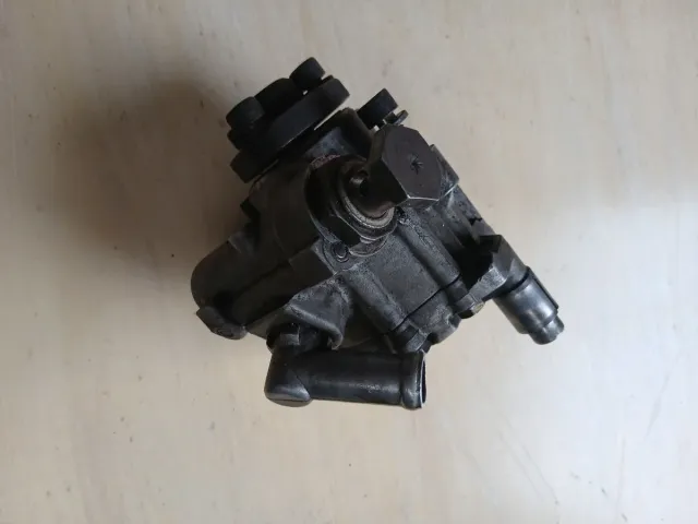 Bomba Direção VW T4 2.4D