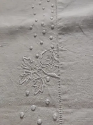 ANTIGUO JUEGO DE SÁBANAS DE LINO