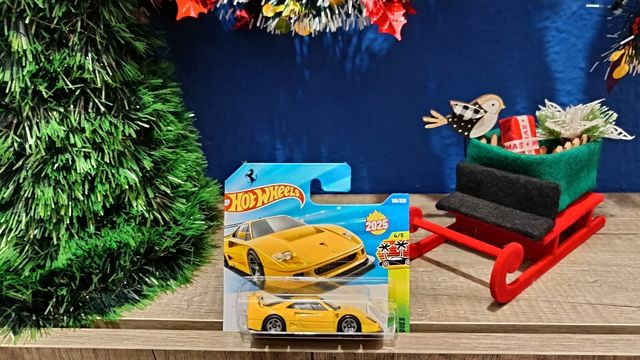 4Lote25€ 198/250-Hotwheels Ferrari F40 Amarillo.