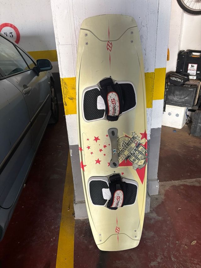 Tabla Kitesurf North