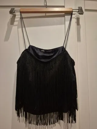 Top Zara Negro con Flecos Talla M