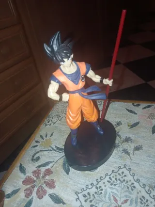 Figura Goku con Bastón Dragon Ball Z