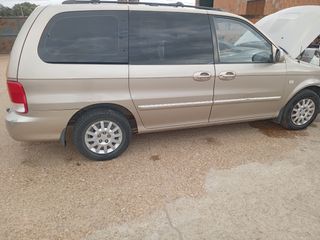 Despiece Kia Carnival - Motor funcionando