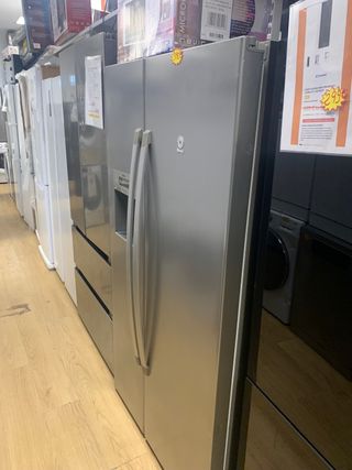 Torre Lavadora Secadora LG 12/10 kg