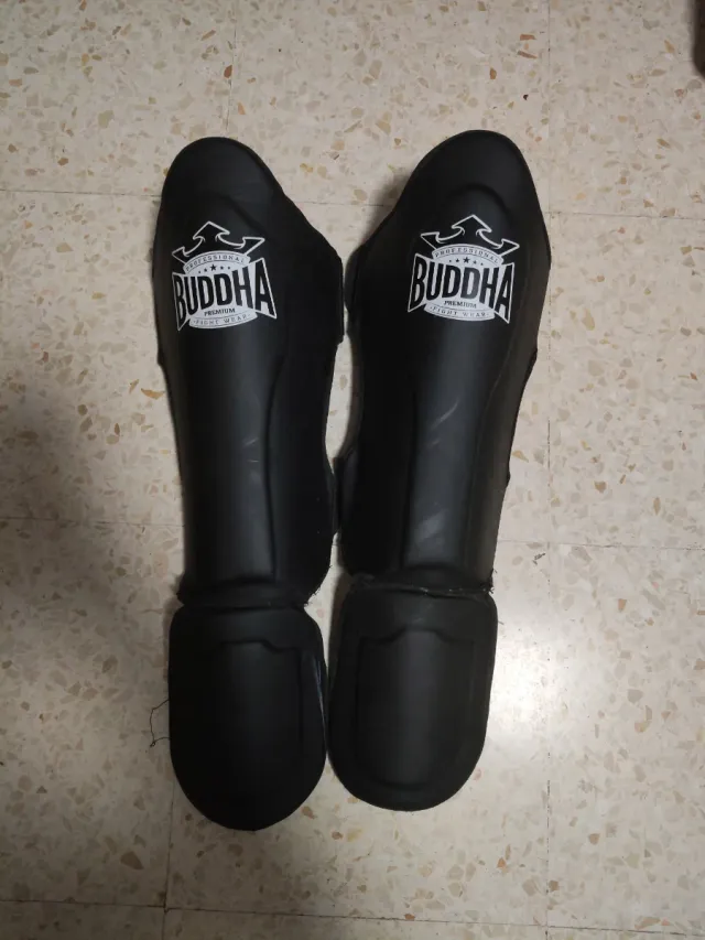Protecciones BUDDHA para Muay Thai/MMA.  Talla L
