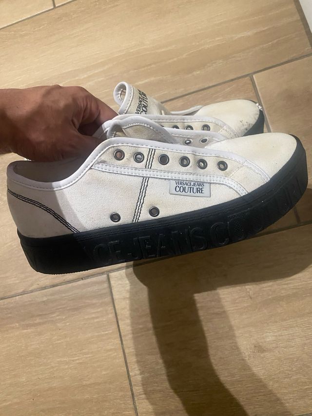 Zapatillas Versace Jeans Couture Blancas y Negras